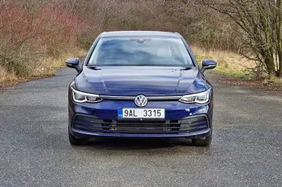 Test Volkswagen Golf 1.0 eTSI DSG (2022)