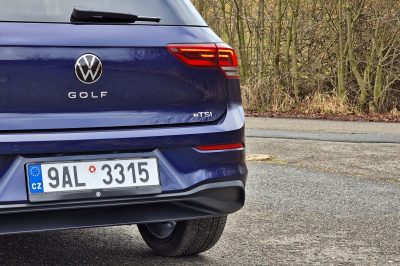 Test Volkswagen Golf 1.0 eTSI DSG (2022)