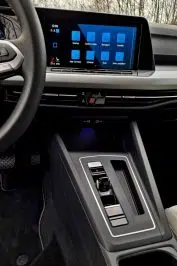 Test Volkswagen Golf 1.0 eTSI DSG (2022)