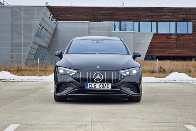 Test Mercedes-AMG EQE 43 4MATIC | elektromobil (2023)
