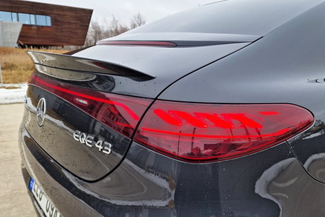 Test Mercedes-AMG EQE 43 4MATIC | elektromobil (2023)