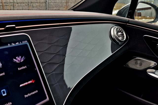 Test Mercedes-AMG EQE 43 4MATIC | elektromobil (2023)