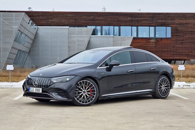 Test Mercedes-AMG EQE 43 4MATIC | elektromobil (2023)