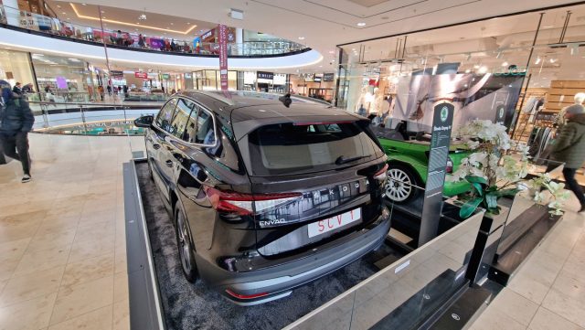 Výstava automobilů Škoda v pražském obchodním centru Arkády Pankrác