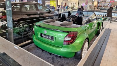Výstava automobilů Škoda v pražském obchodním centru Arkády Pankrác