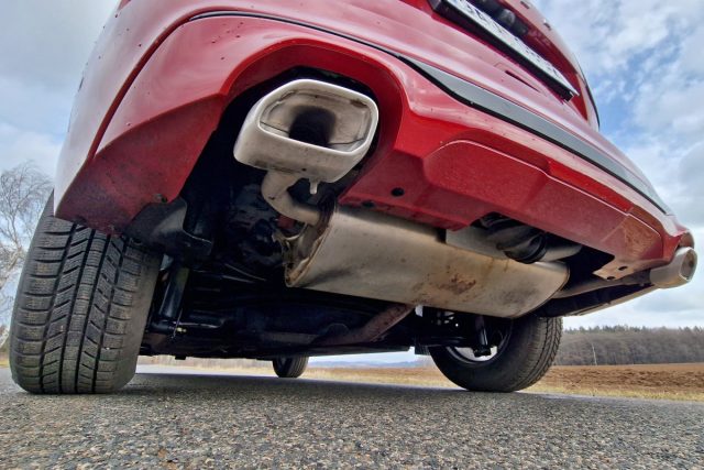 Test Ford Kuga 1.5 EcoBoost ST Line (2023)