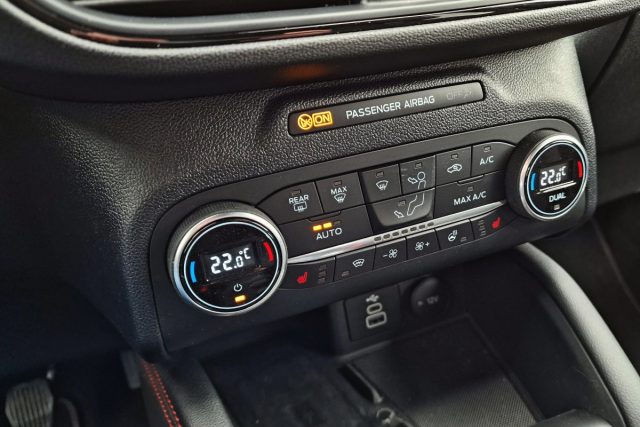 Test Ford Kuga 1.5 EcoBoost ST Line (2023)