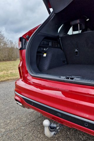 Test Ford Kuga 1.5 EcoBoost ST Line (2023)