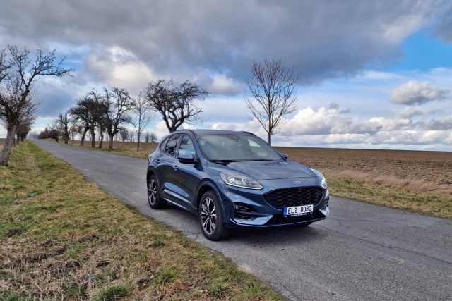 Test Ford Kuga 2.5 Duratec Hybrid | plug-in hybrid (2023)