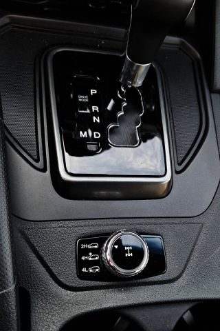 Test SsangYong Musso Grand 2.2 e-XDI 4×4 (2023)