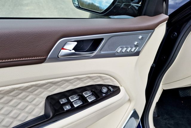 Test SsangYong Rexton G4 2.2 e-XDI AT (2023)