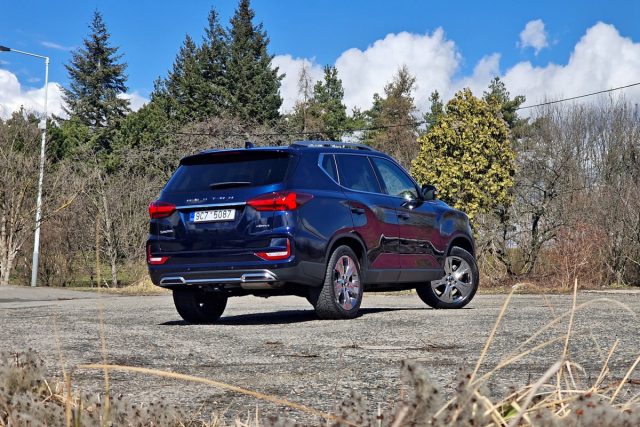 Test SsangYong Rexton G4 2.2 e-XDI AT (2023)