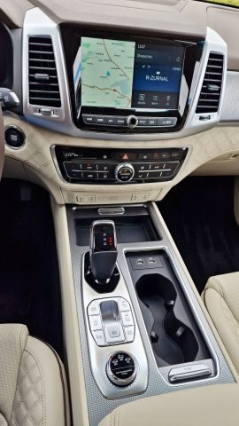 Test SsangYong Rexton G4 2.2 e-XDI AT (2023)
