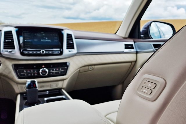 Test SsangYong Rexton G4 2.2 e-XDI AT (2023)