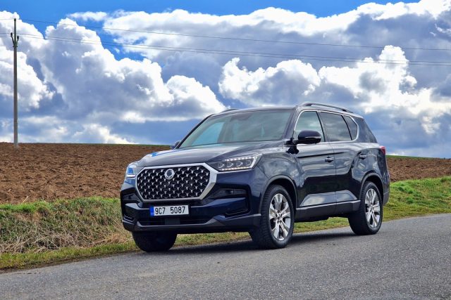 Test SsangYong Rexton G4 2.2 e-XDI AT (2023)