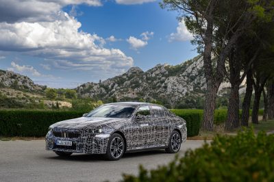 BMW i5: předprodukční letní testy