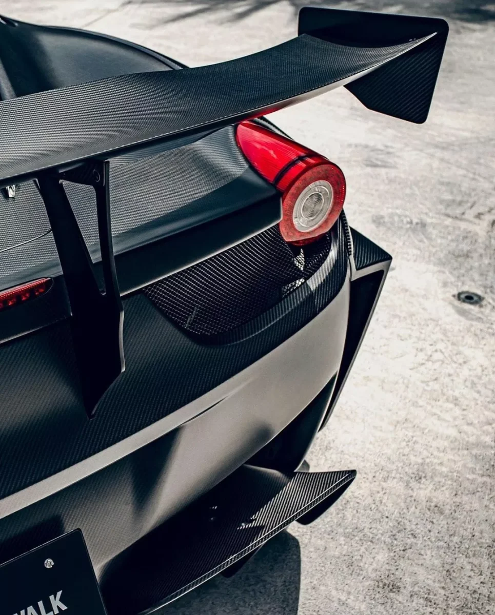 Liberty Walk Ferrari 458 Challenge