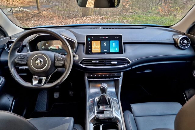 Test MG HS 1,5 TGI (2023)