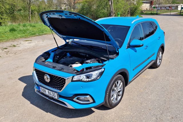 Test MG HS 1,5 TGI (2023)