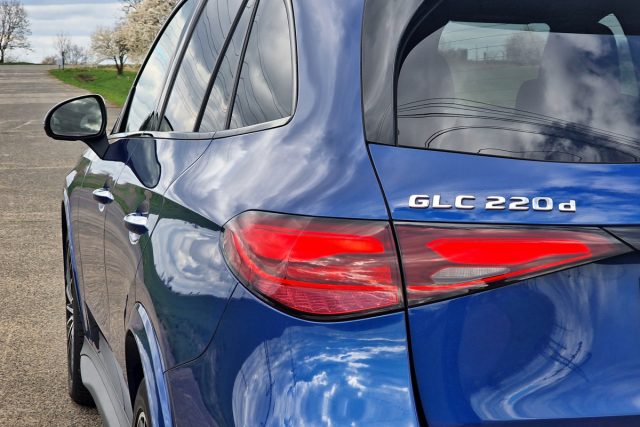 Test Mercedes-Benz GLC 220 d 4MATIC (2023)