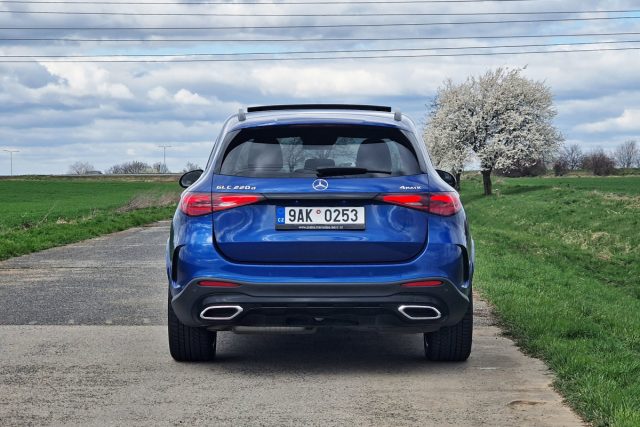 Test Mercedes-Benz GLC 220 d 4MATIC (2023)