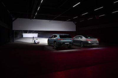 BMW Group uvádí do provozu nový světelný tunel pro testování světlometů