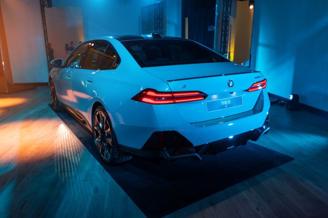 Předpremiéra nového BMW řady 5 v pražské Kunsthalle