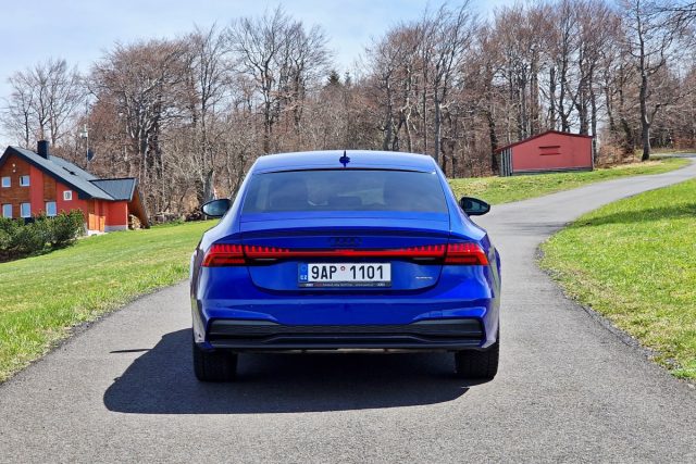 Test Audi A7 Sportback 55 TFSI quattro (2023)