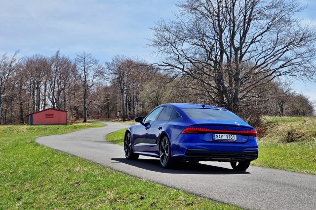 Test Audi A7 Sportback 55 TFSI quattro (2023)