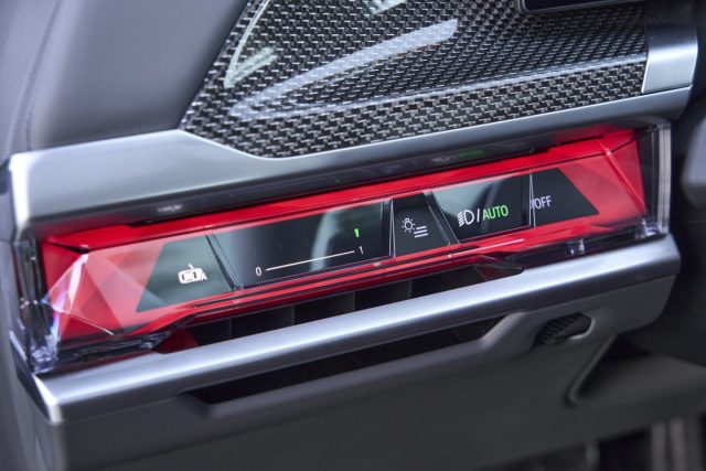 První jízda: BMW 750e xDrive (2023)