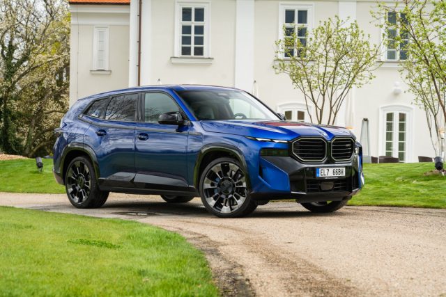 První jízda: BMW XM (2023)