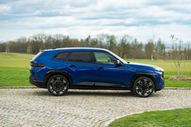 První jízda: BMW XM (2023)
