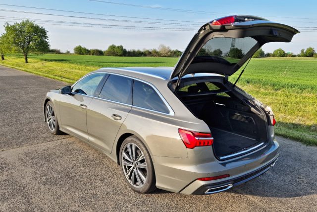 Test Audi A6 Avant 45 TDI quattro (2023)