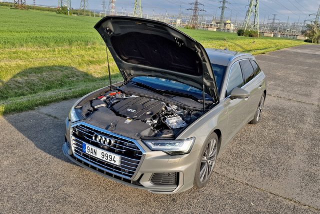 Test Audi A6 Avant 45 TDI quattro (2023)