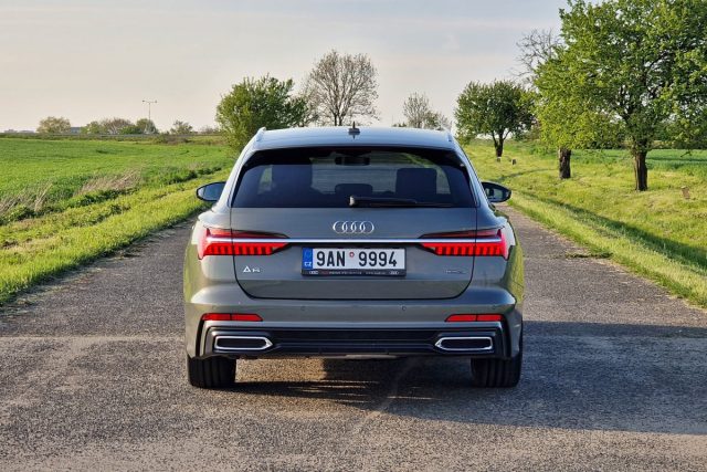 Test Audi A6 Avant 45 TDI quattro (2023)