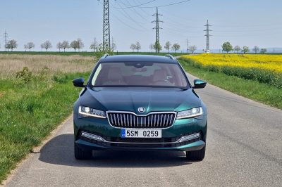 Test Škoda Superb Combi 2.0 TDI 4×4 DSG (2023)