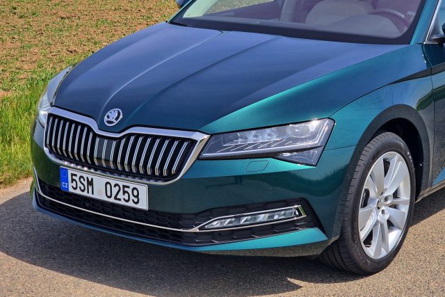 Test Škoda Superb Combi 2.0 TDI 4×4 DSG (2023)