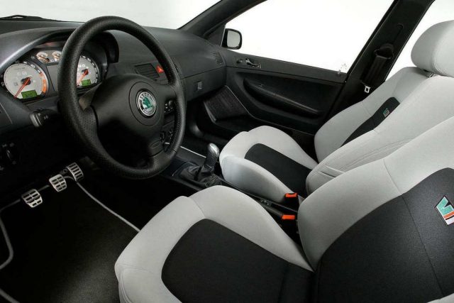 Škoda Fabia RS první generace (2003)