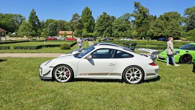 Sraz Porsche Clubu Praha - zámek Liblice - červen 2023