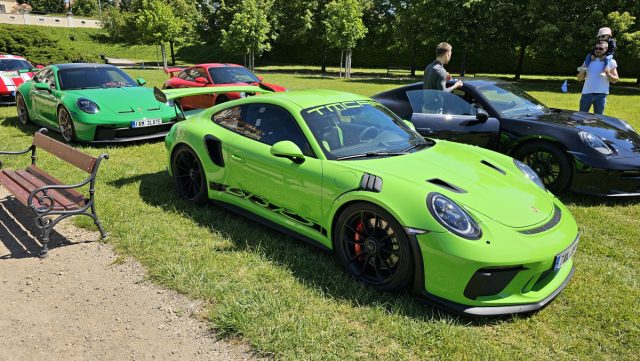 Sraz Porsche Clubu Praha - zámek Liblice - červen 2023