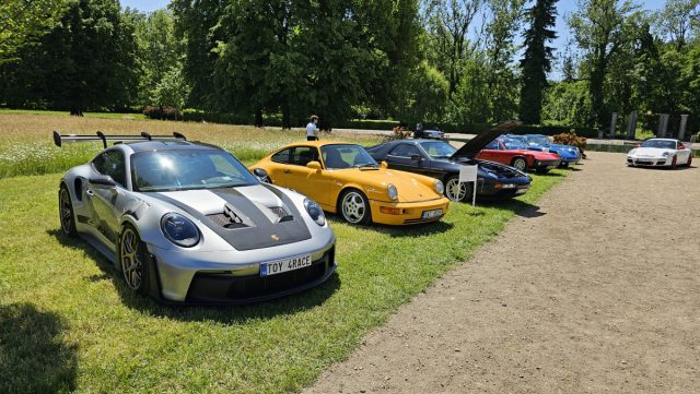 Sraz Porsche Clubu Praha - zámek Liblice - červen 2023