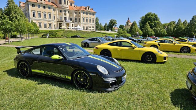 Sraz Porsche Clubu Praha - zámek Liblice - červen 2023