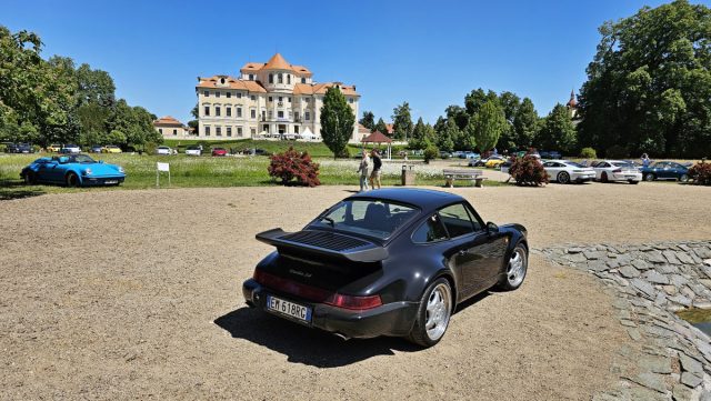Sraz Porsche Clubu Praha - zámek Liblice - červen 2023