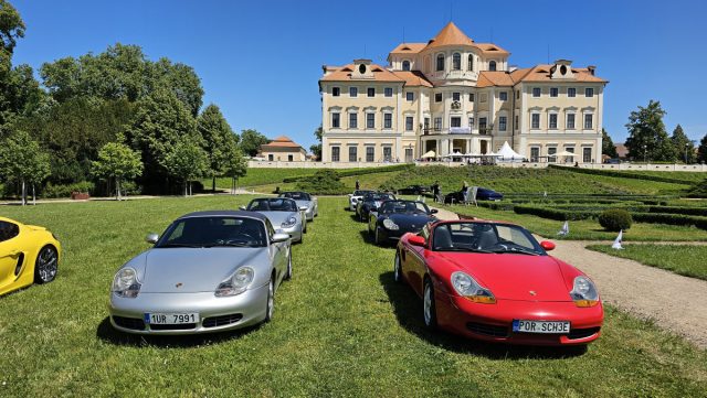 Sraz Porsche Clubu Praha - zámek Liblice - červen 2023