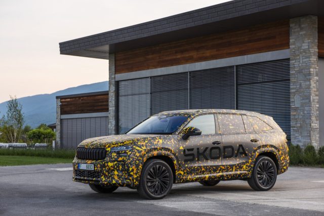 2024_Skoda_Kodiaq_zamaskovany_prototyp