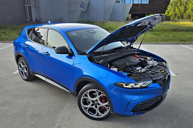 Test Alfa Romeo Tonale Plug-In Hybrid Q4 (2023)