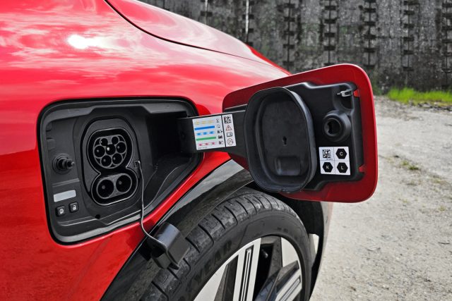 Test Renault Megane E-Tech 100% elektrický (2023)