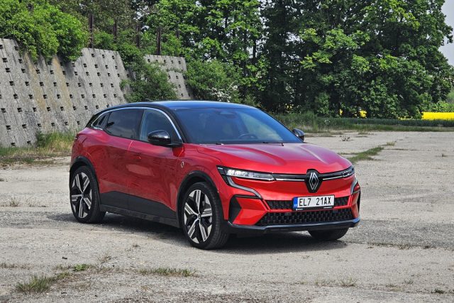 Test Renault Megane E-Tech 100% elektrický (2023)