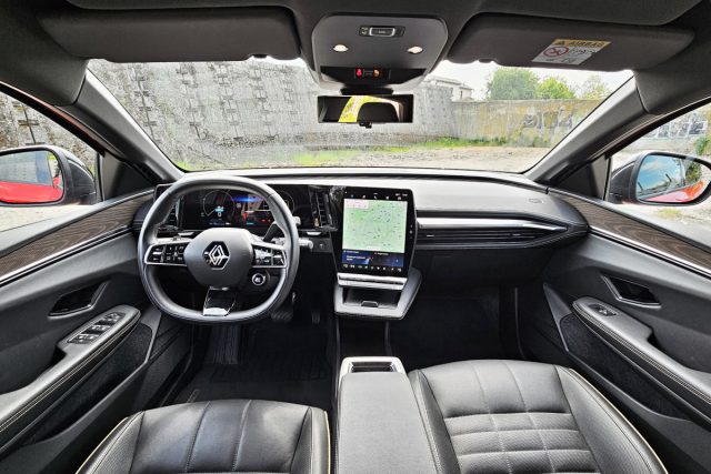 Test Renault Megane E-Tech 100% elektrický (2023)