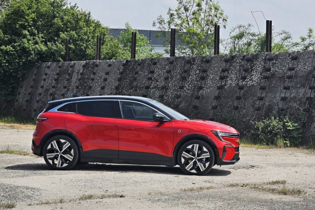 Test Renault Megane E-Tech 100% elektrický (2023)